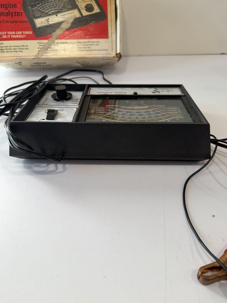 VINTAGE SEARS ENGINE ANALYZER MODEL 161.2161 *