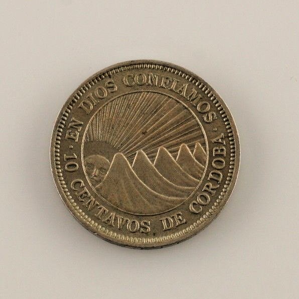 1939 NICARAGU 10 CENTAVOS COIN