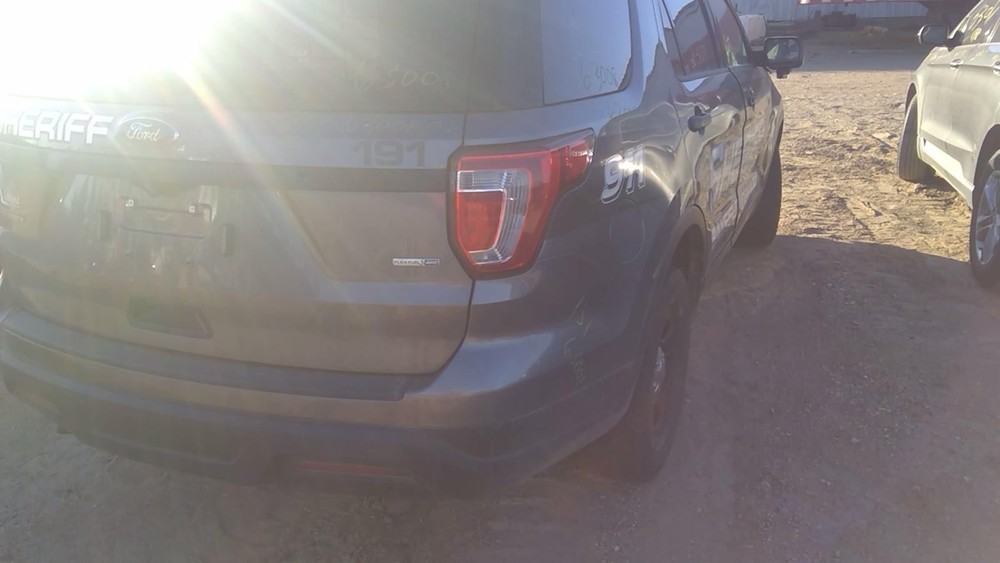Used Floor Jack fits: 2019 Ford Explorer Grade A