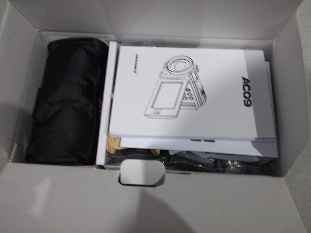 5K Ultra HD Handheld Camcorder AC09 - New