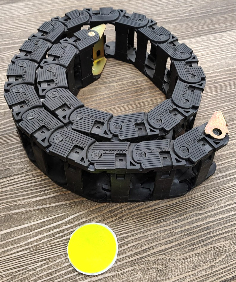 NYLATRIC PLASTIC CABLE CARRIER W/BRACKET KL SERIES 2-3/4" WIDTH 44" LONG