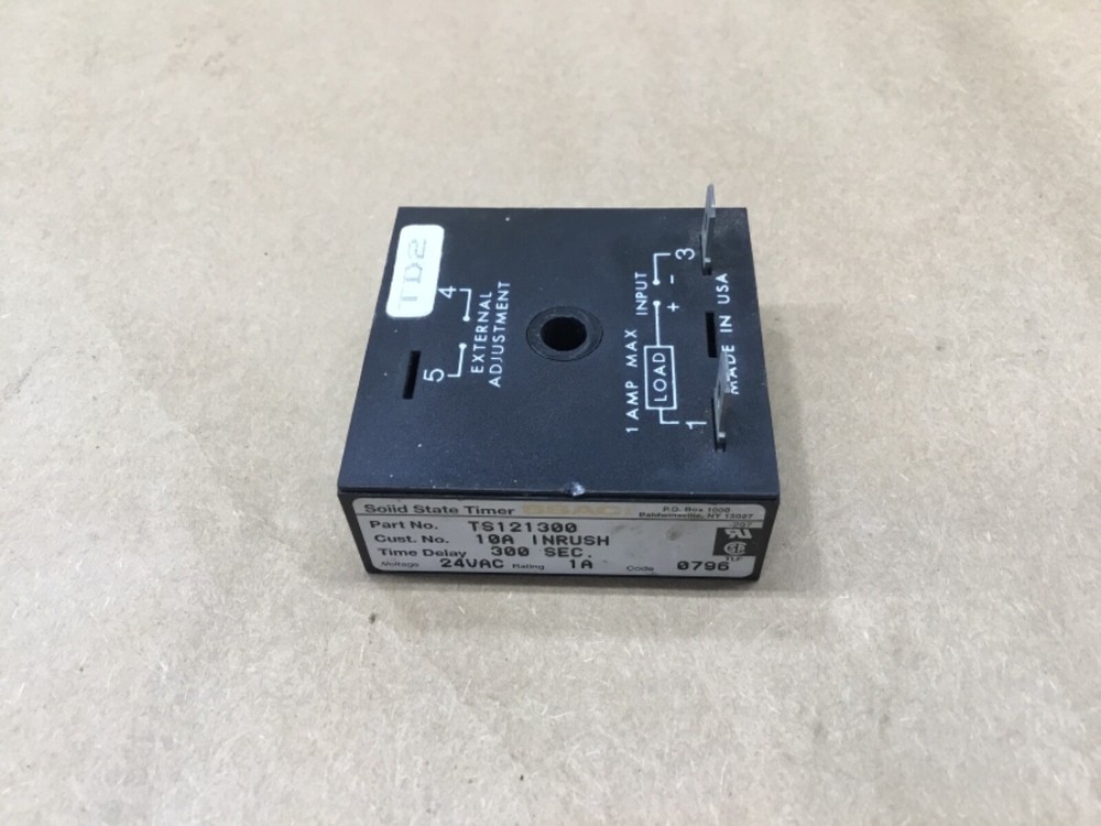 SSAC SOLID STATE TIMER RELAY TS121300 24V 1A 300 SEC #103A3