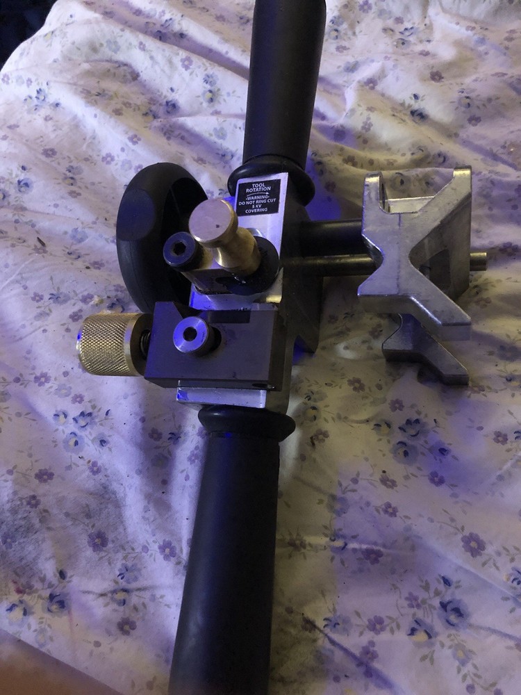 Speed Systems Model 2900 Tree Wire Mid-span Stripper. Used Once!