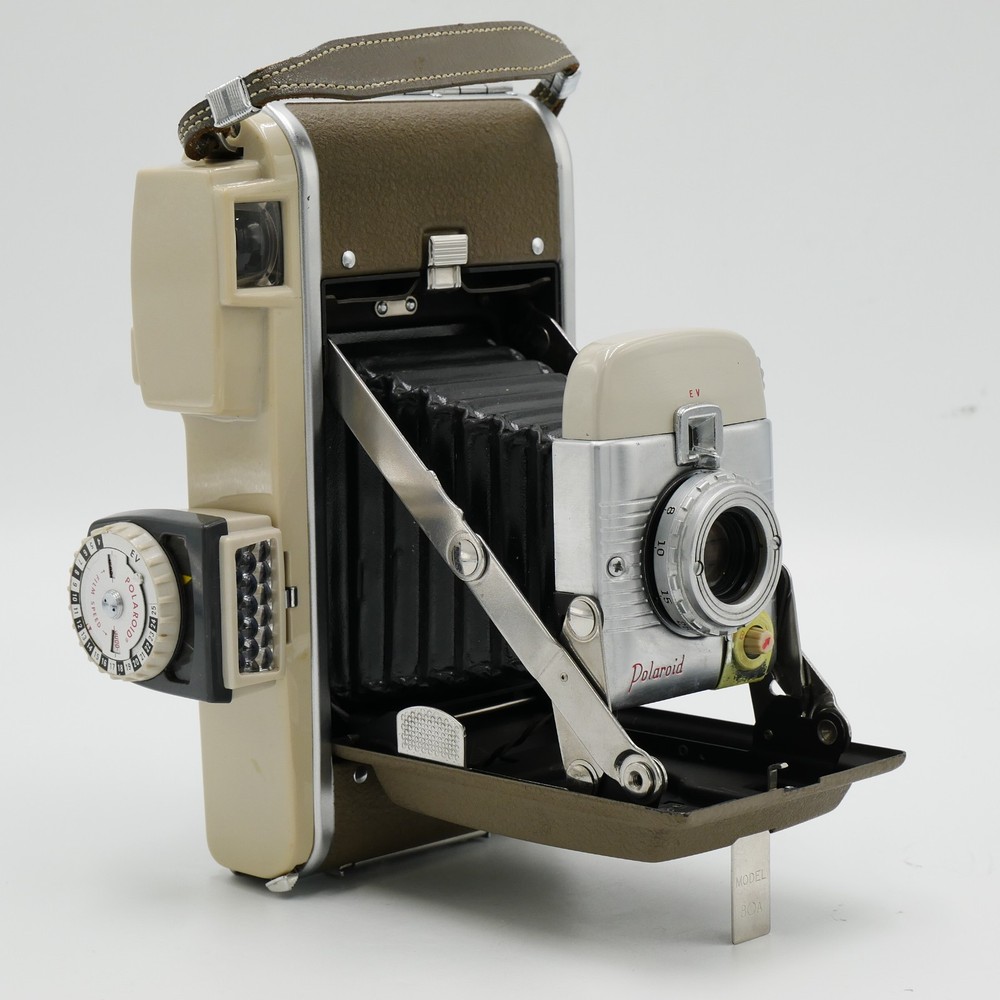 Polaroid Model 80A Highlander Land Camera w/ Accessories *USED*