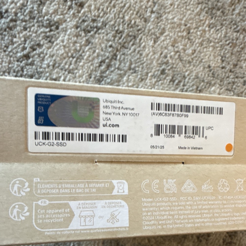 Ubiquiti CloudKey Plus UCK-G2-SSD Network Management Device