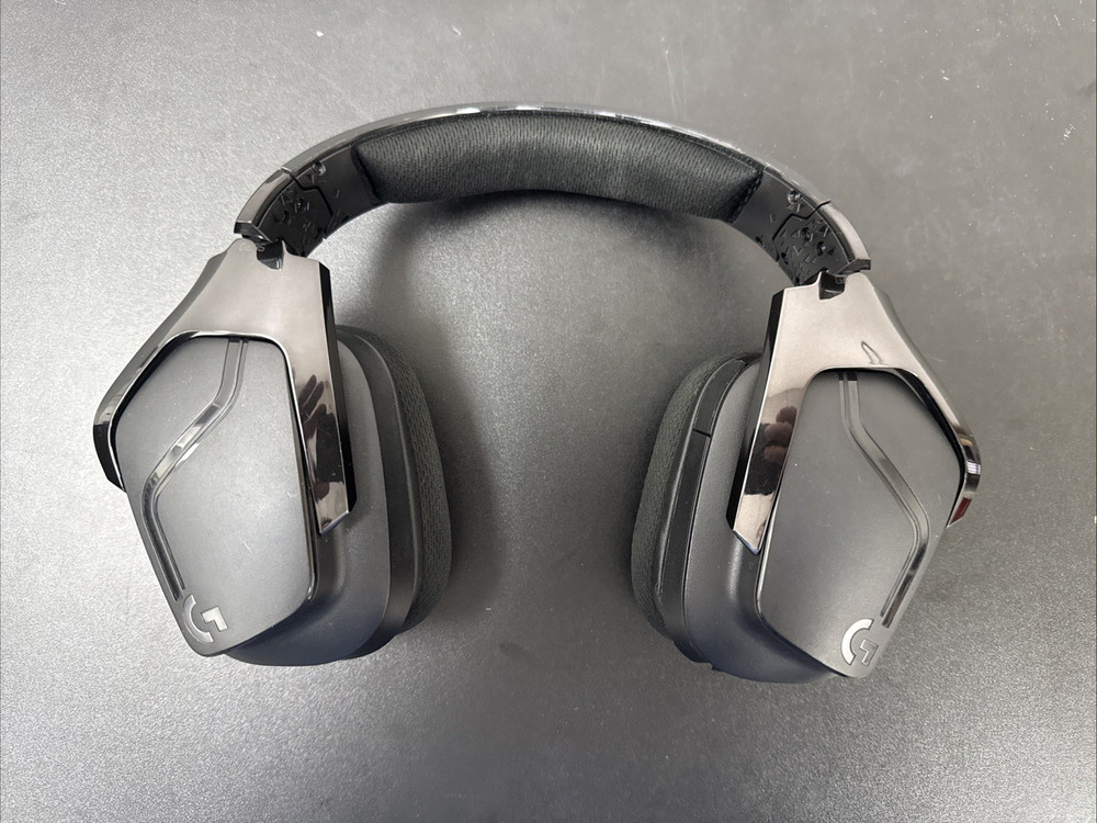 Logitech G635 7.1 LIGHTSYNC Surround Sound Gaming Headset - Black