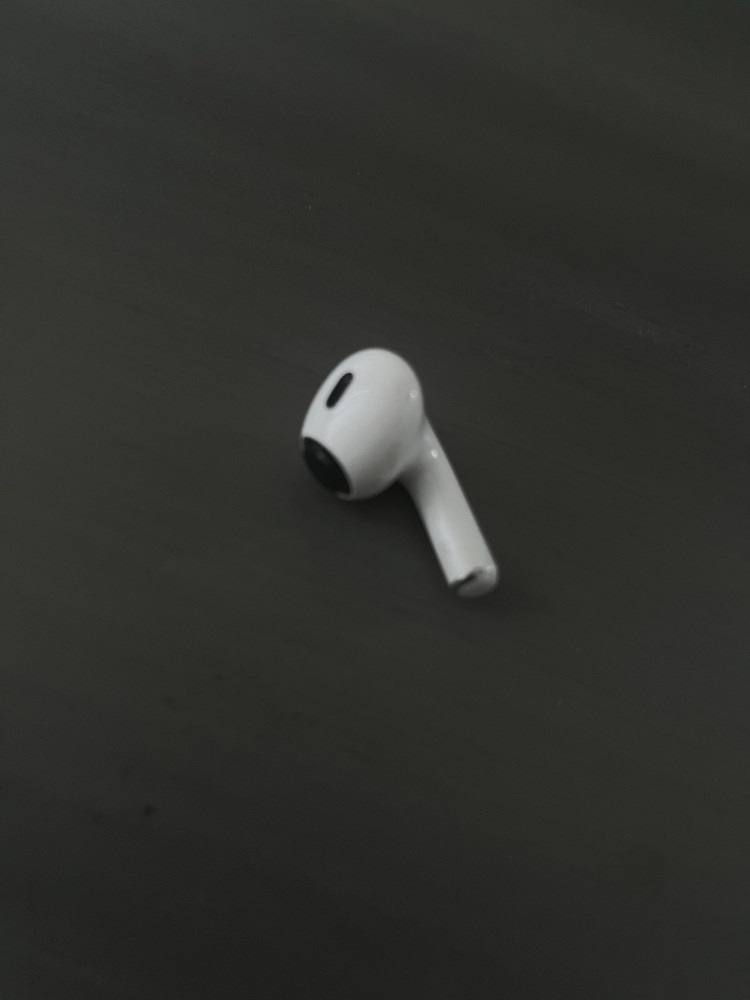 Apple Single Wireless Earbud Replacement White