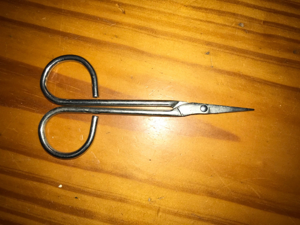 5 Vintage Sewing Scissors