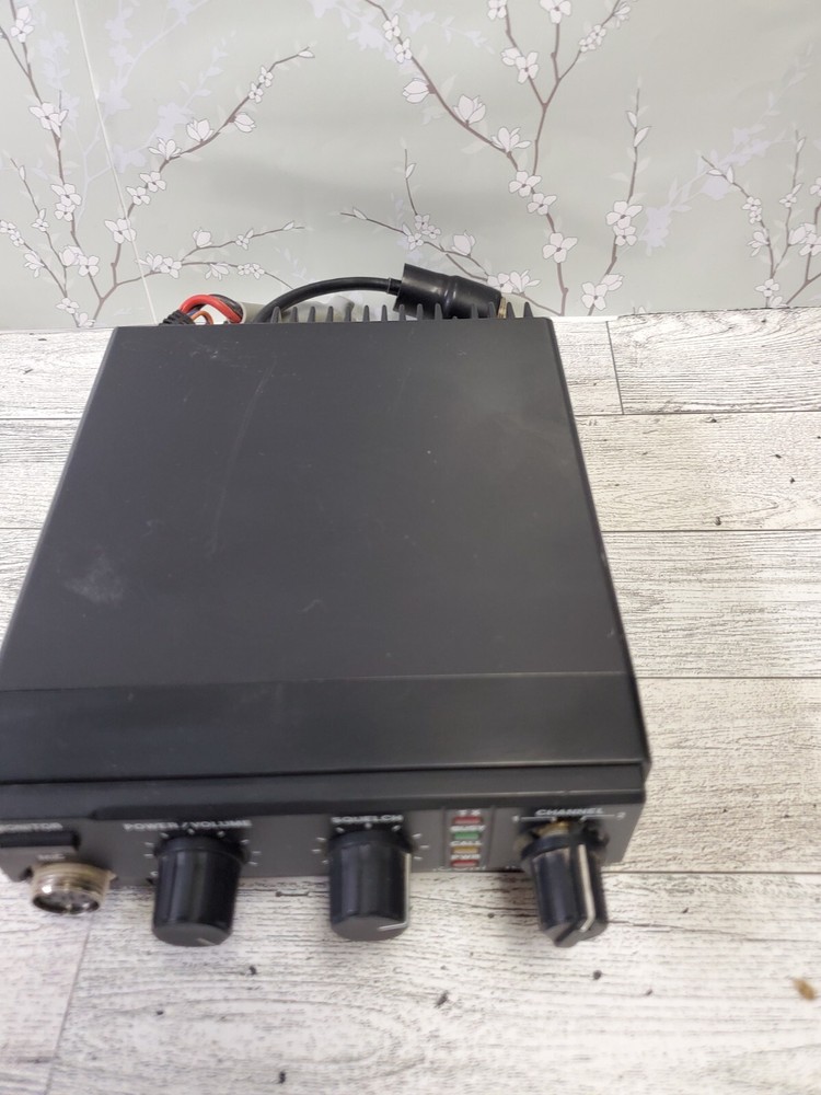 ICOM IC-U200 UHF Radio Transceiver Working