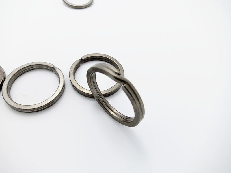 4pcs Titanium Alloy Keyring Hang Key Ring Split Ring Keychain Quickdraw EDC