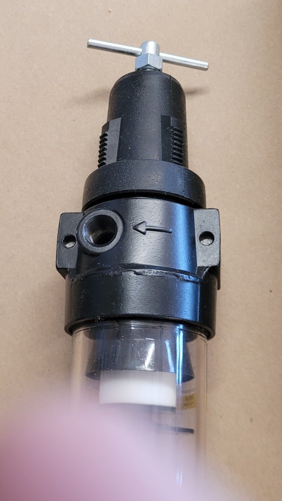 SpeedAire 4Z028 Pneumatic Filter / Regulator Combo 3/8" NPT