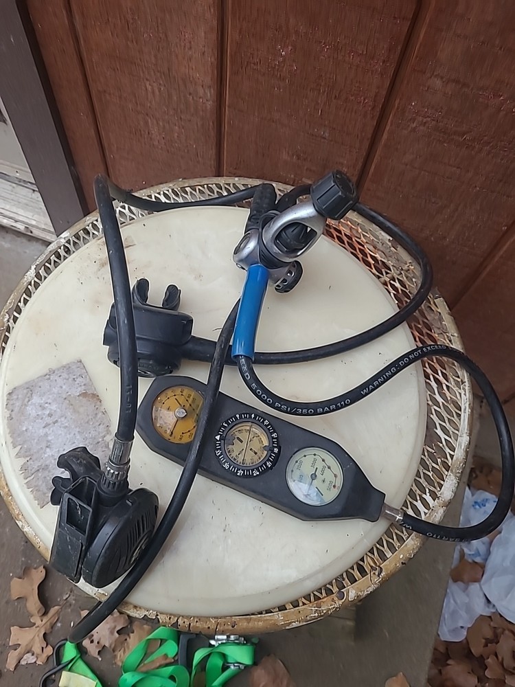 Scubapro Scuba Divers Regulator Plus  Scuba Diving Equipme