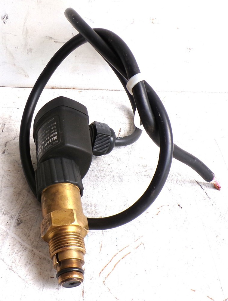 BITZER DELTA-P# 34731711 Compressor Oil Pressure Differential Switch / CCC2