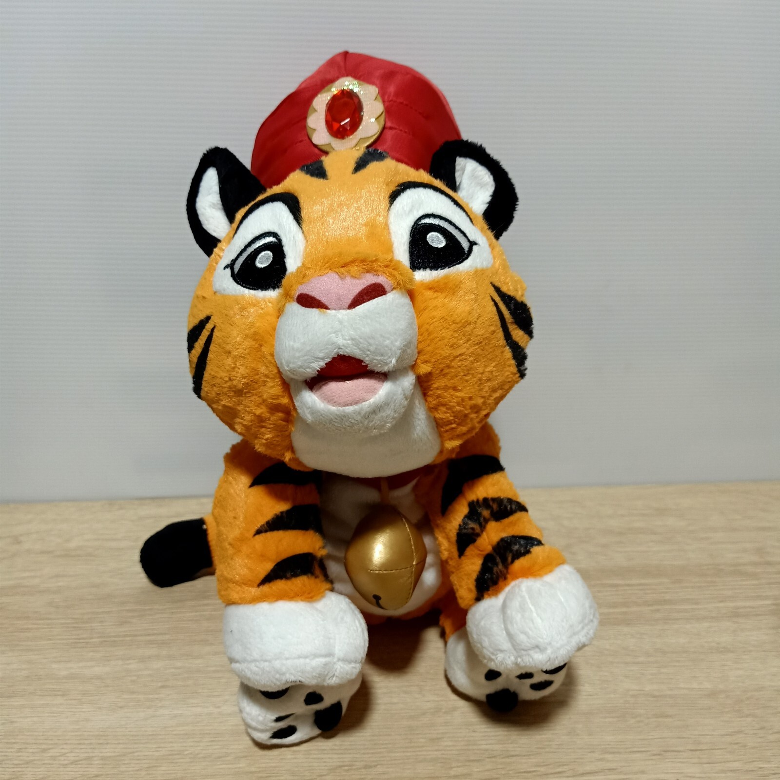 Chandu Japan Tokyo Disney TDS Fluffy Laying 14" Plush Doll Toy Sinbad Japan