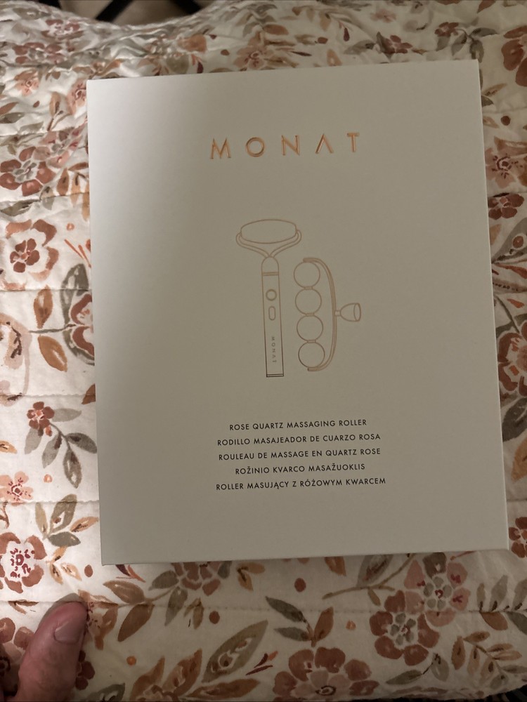 Monat Massaging Roller