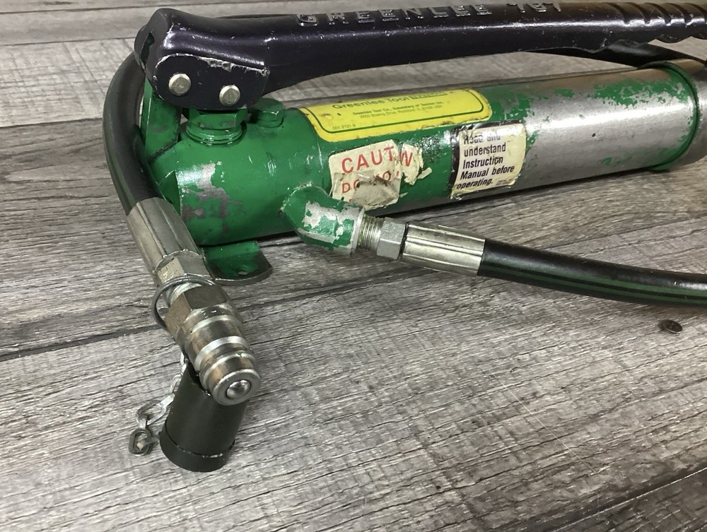 Greenlee 767 Hydraulic Hand Pump for Knockout Punch
