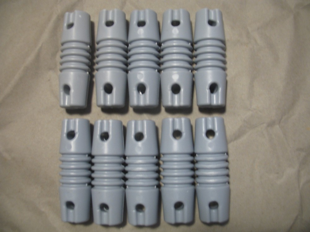 FOUR (4) SOLID GRAY NYLON DOG BONE ANTENNA END INSULATORS. USA MADE. SHIPS FAST
