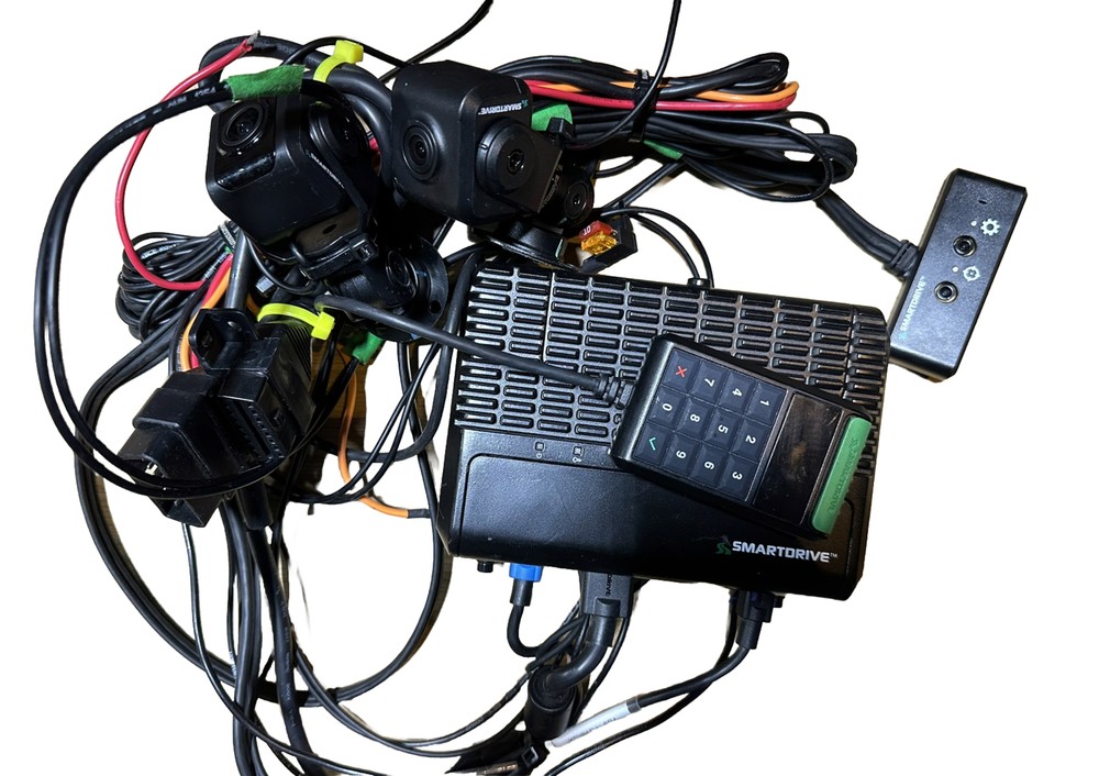 SMARTDRIVE SR4-c Automotive Fleet Camera System