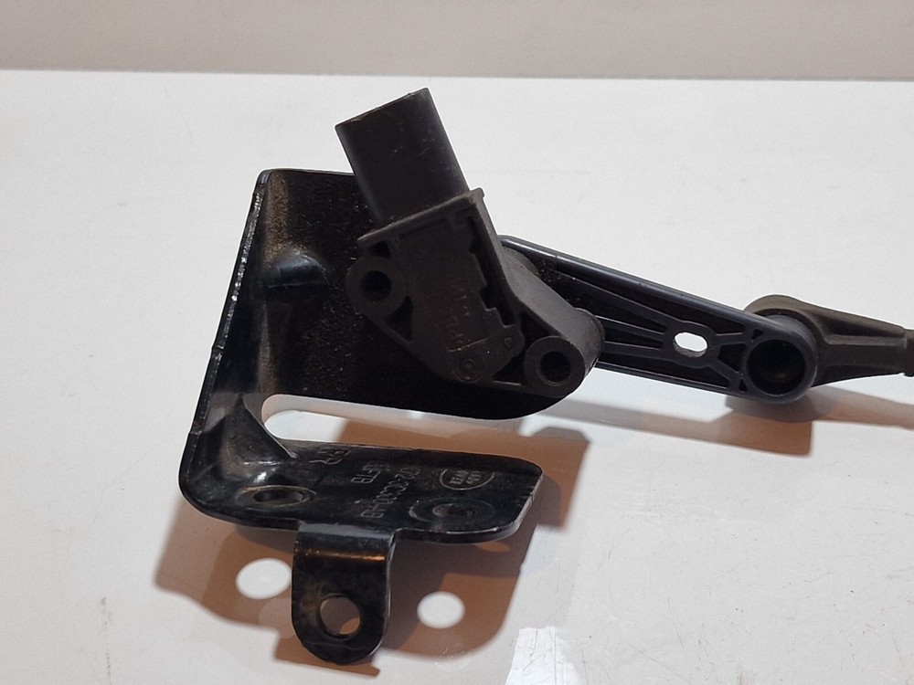 EVOQUE L551 DISCOVERY L550 E-PACE REAR RIGHT HEIGHT LEVEL SENSOR J9C3-3C097-AA