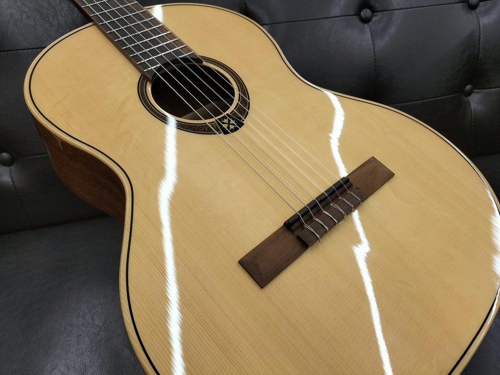 LAG OC88 Acoustic Guitar-01