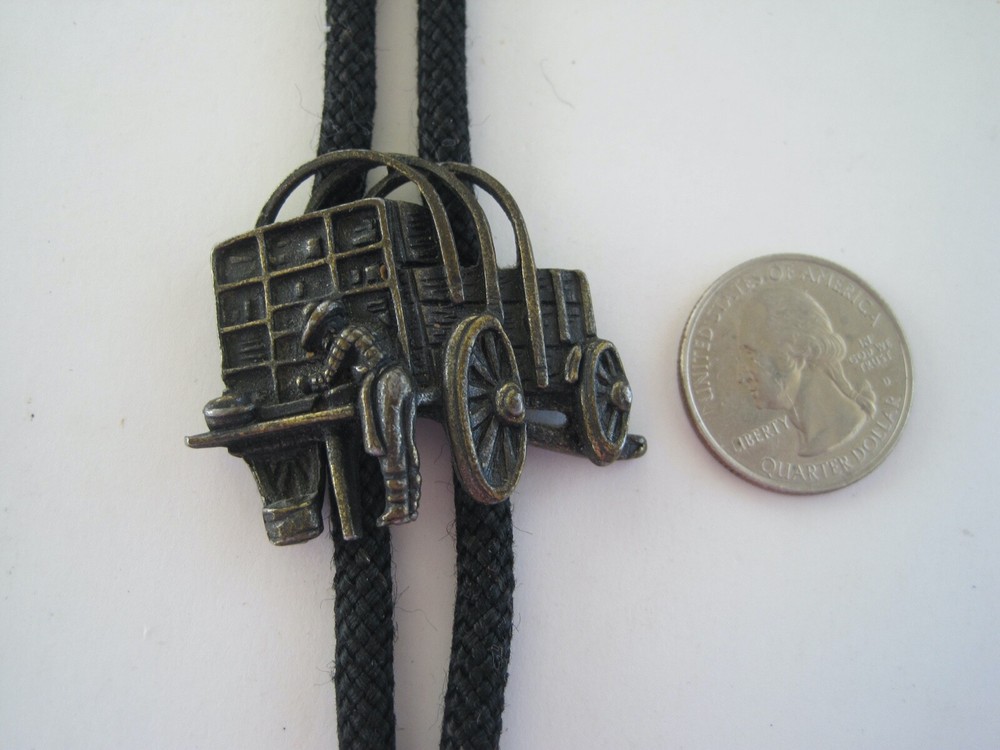 Covered Wagon Bolo Tie