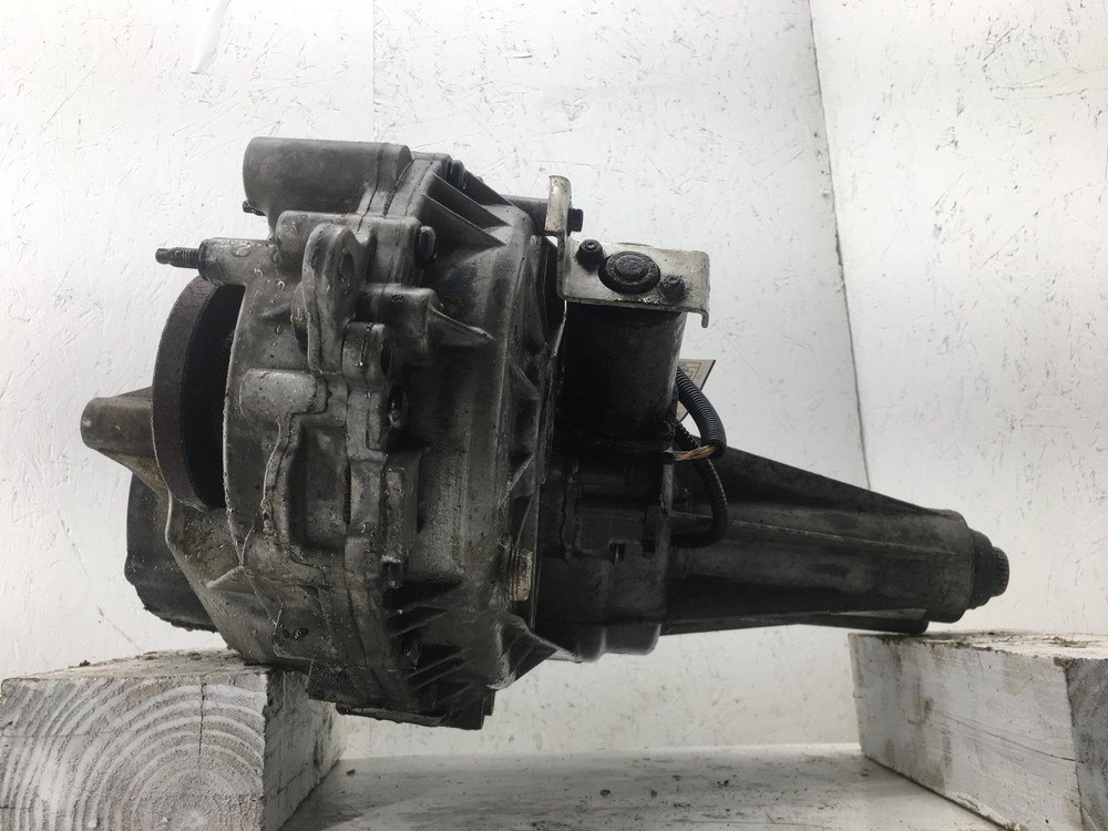 Used Transfer Case Assembly fits: 2005 Ford Expedition Grade A
