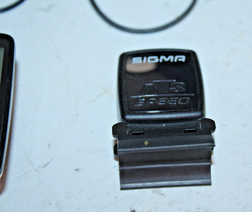 Sigma Wireless BC10 Bicycle Computer & Speed Sensor CR-2032 Battery Racing Road~