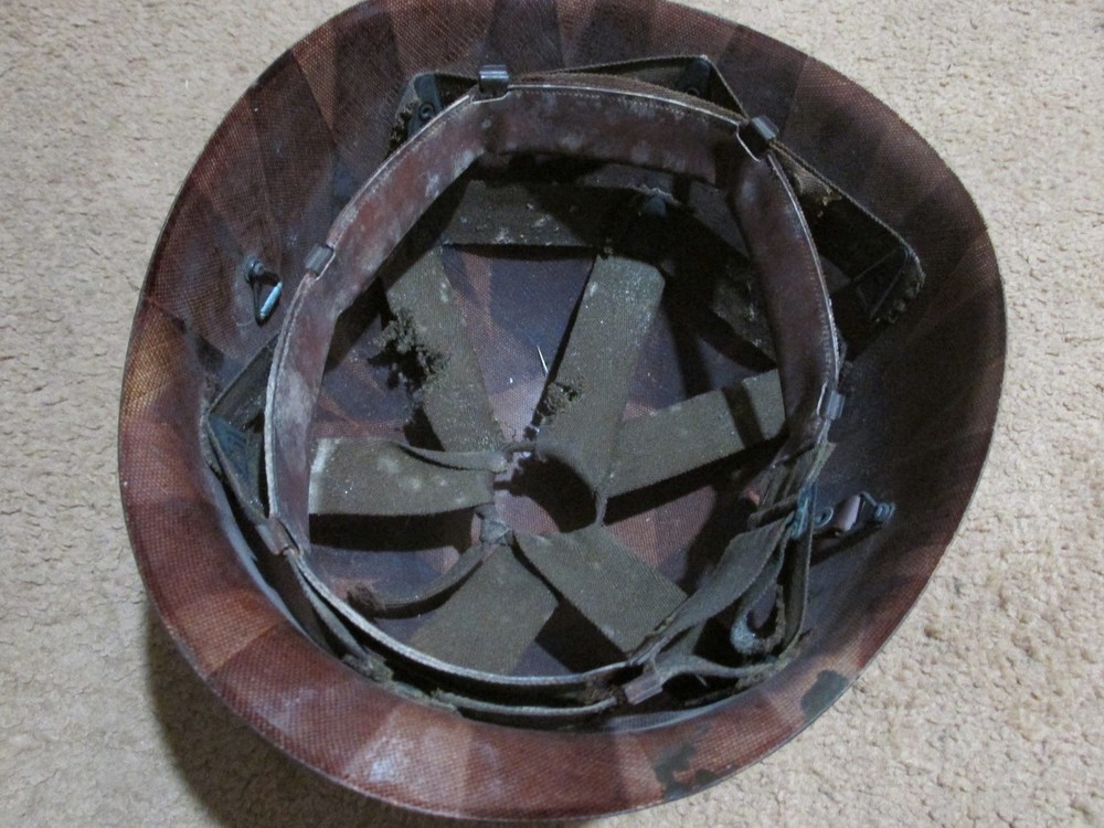 WW2 M1 fixed Bail helmet Named Lieutenant Capac liner