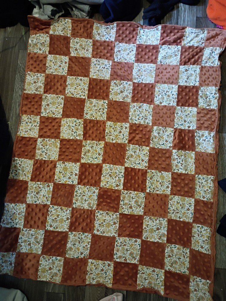 Handmade Patchwork baby Quilt Brown Checkered Pattern Floral Squares