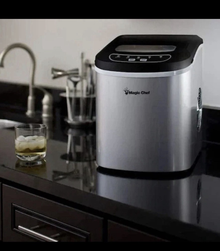 Magic Chef HNIM27ST 27lbs Countertop Ice Maker
