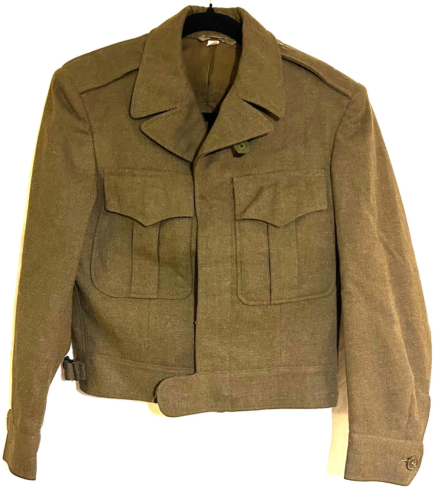 WWII US Ike Jacket / Uniform
