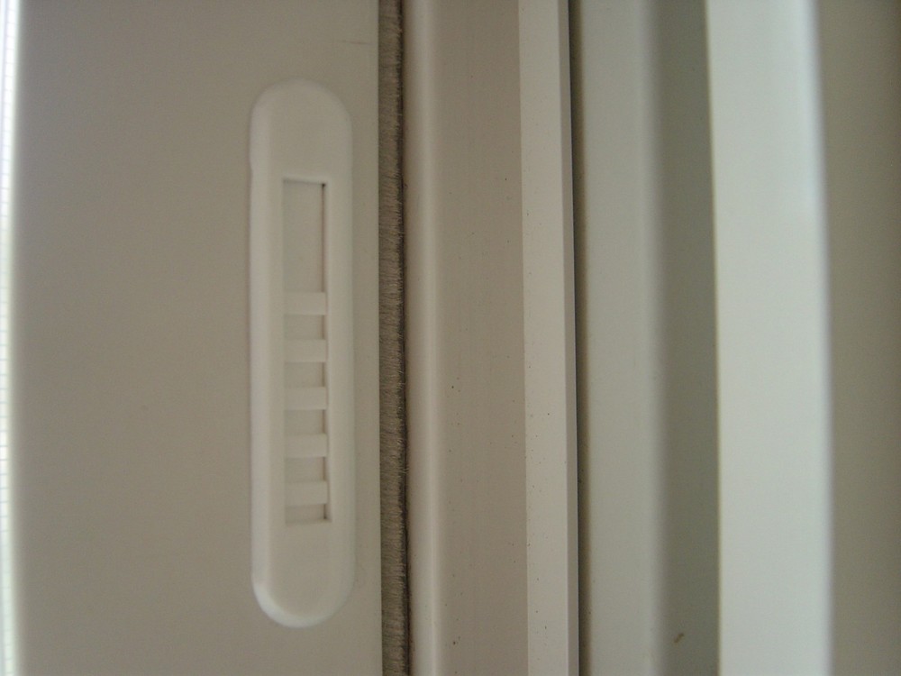 Window Vent Latch Nightly Security Lock, Pop Out Latch For Vinyl Windows Sash