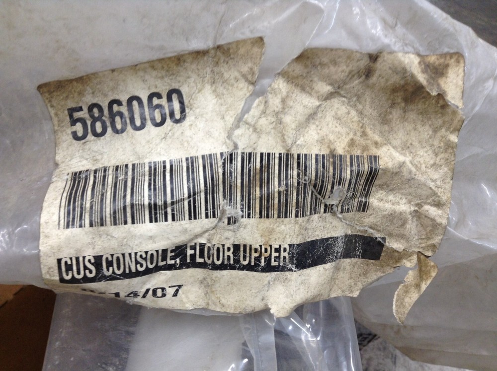 EZGO 586060 Floor Upper Console New (TSC)