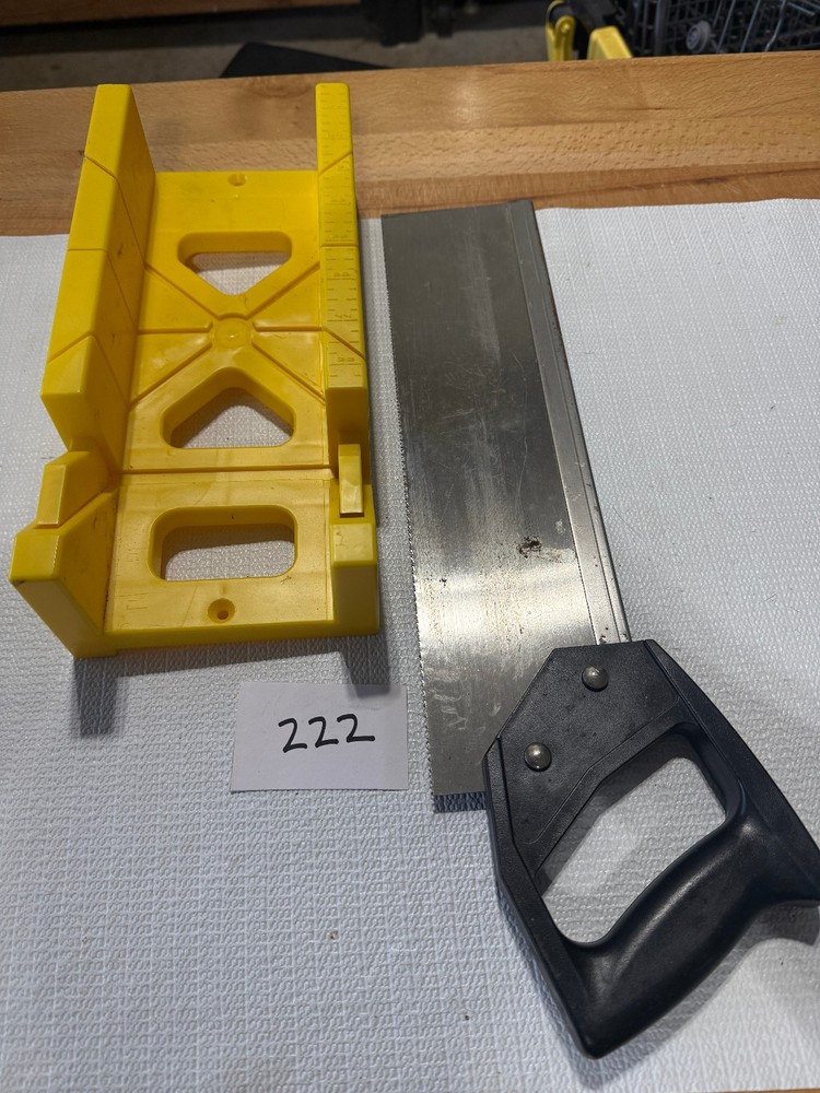 Miter Box w/ Saw  (#222)