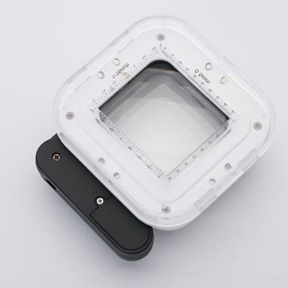 Multifunctional Magnifier with Rotatable Handle and Integrated LED Lights