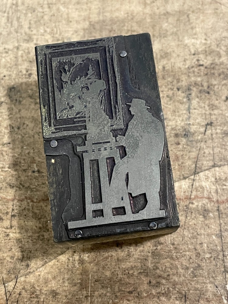 Printing Letterpress Printers Block Man Projecting Magic Lantern (940)