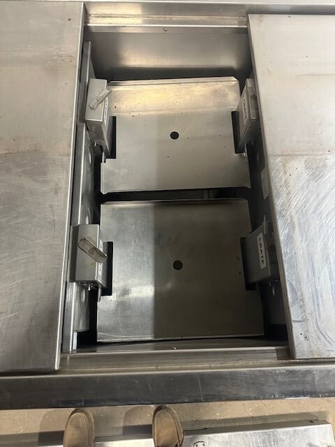 COLORPOINT REFRIGERATED 3 COMPARTMENT PREPACKAGED MILK STORAGE