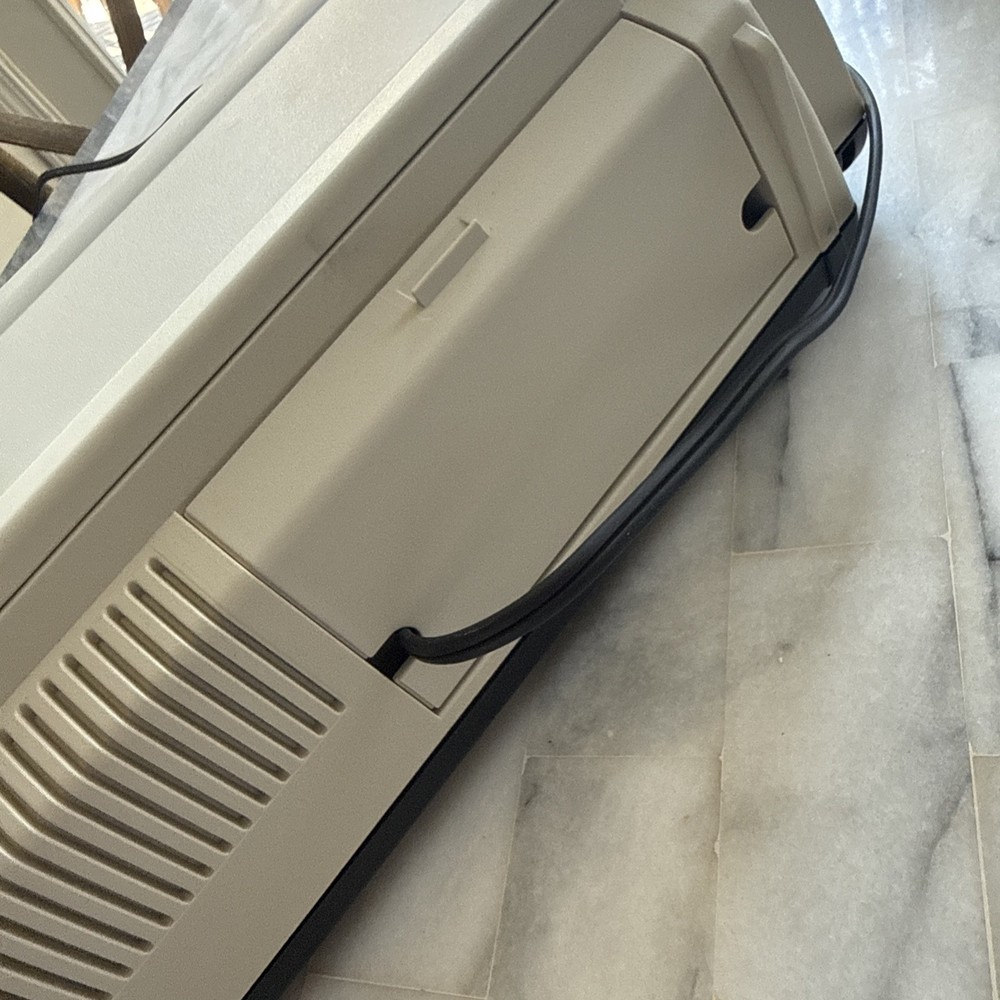 Nakajima WPT-150 Portable Electronic Word Processing Typewriter