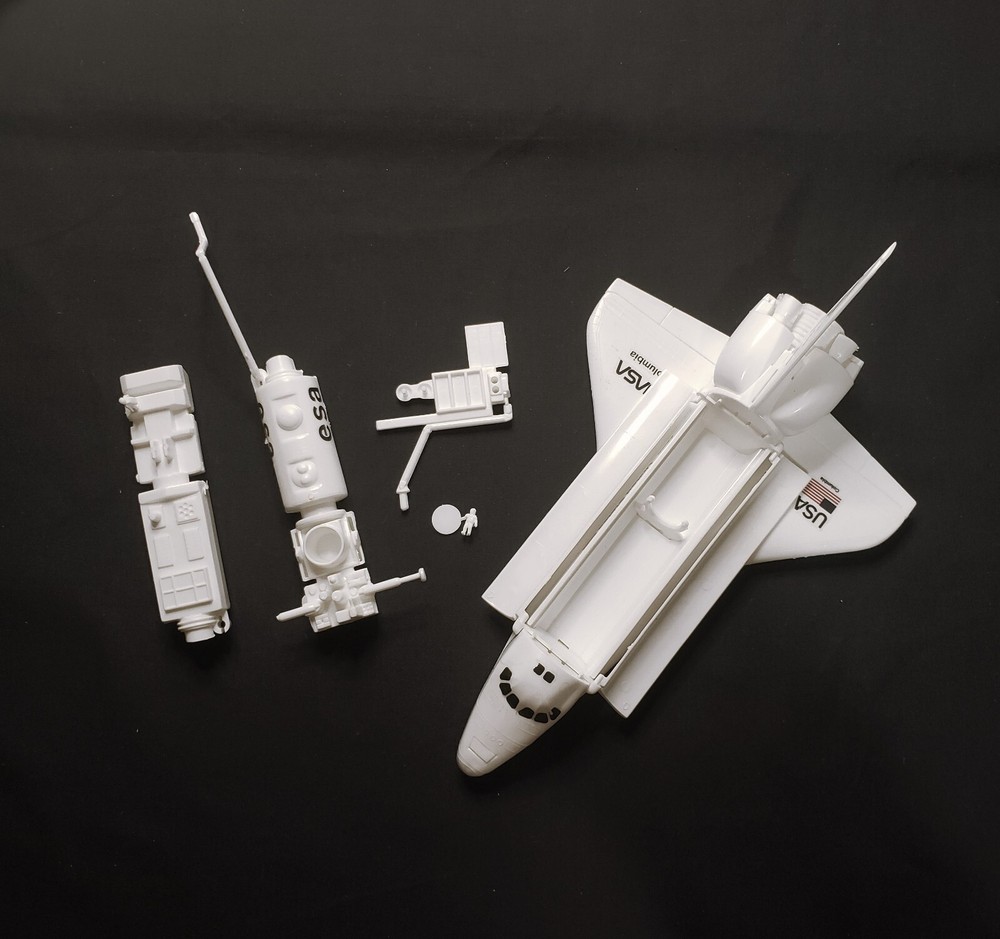 NASA Columbia Shuttle Spacecraft Built Model Enterprise 8.5"