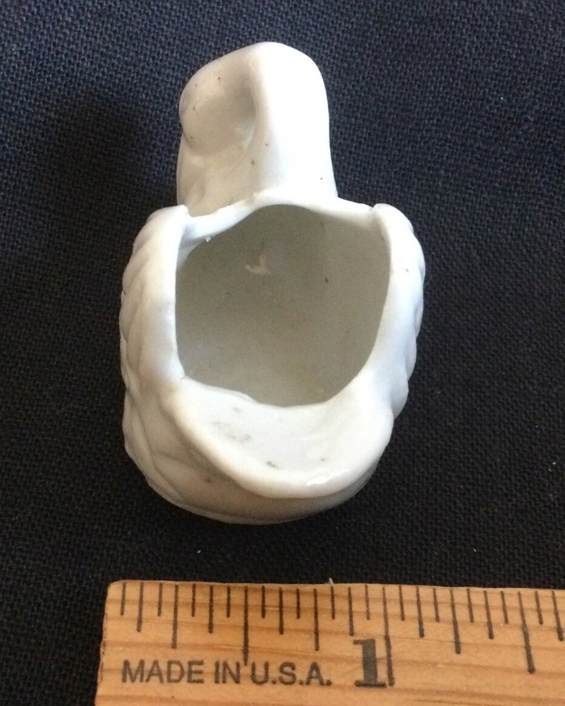 Japan White Swan Open Salt Cellar