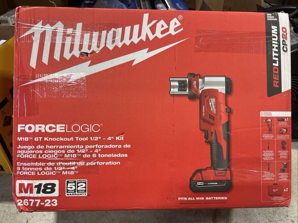 Milwaukee 2677-23 M18 FORCELOGIC 6T Knockout Tool 1/2" - 4" Kit