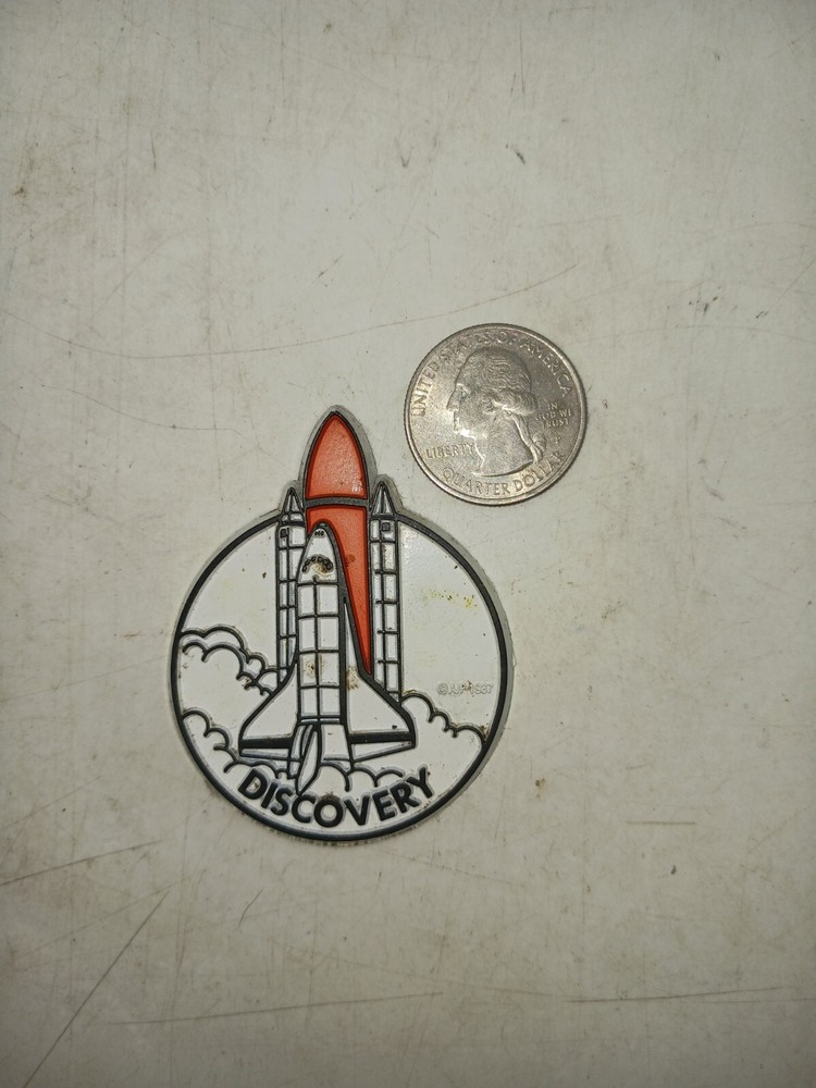 Vintage NASA Discovery Shuttle Space Rocket Refrigerator Magnet