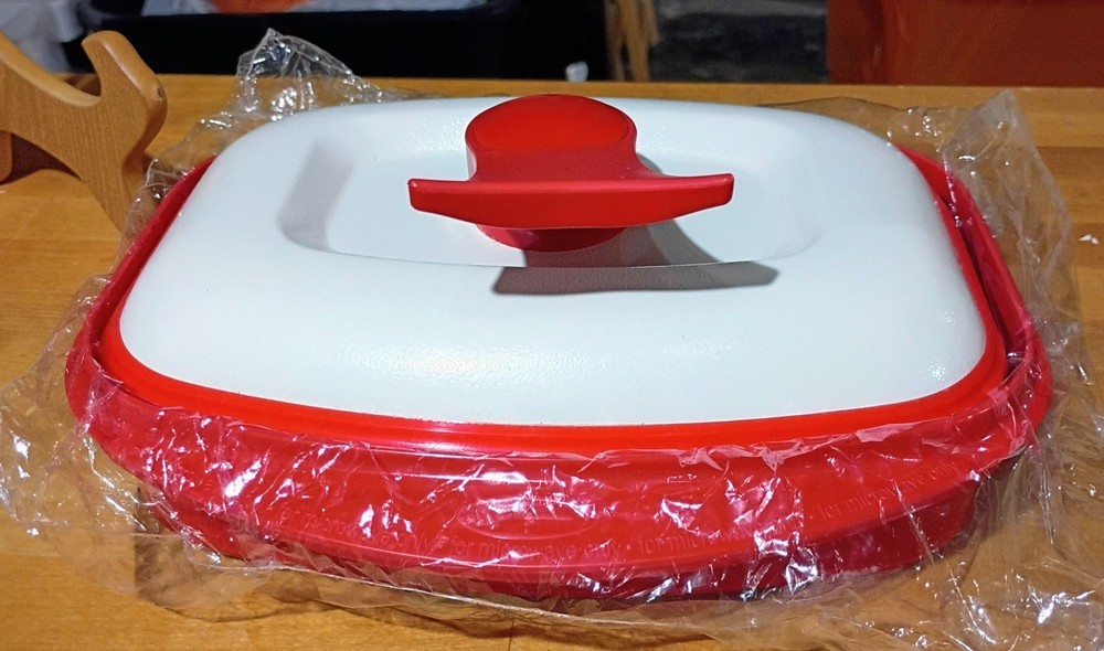 Brand New Microwave Bacon Cooker