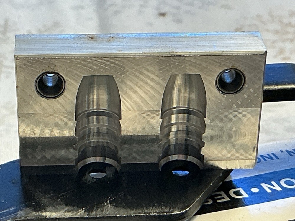 Lee Precision DC 379-250-RF Double Cavity Mold
