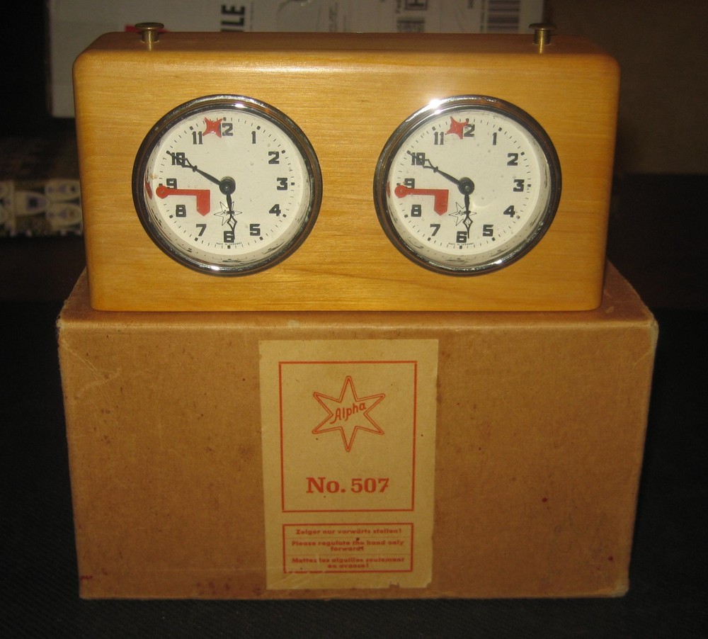 Pristine 1950s Alpha German Chess Clock Timer Model # 507 with Original Box