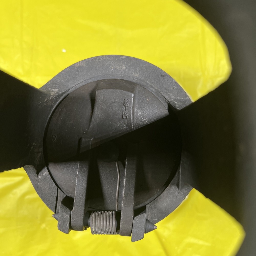 Baker Drill Pipe Float Valve 5F-6R Model G (Inv 140)