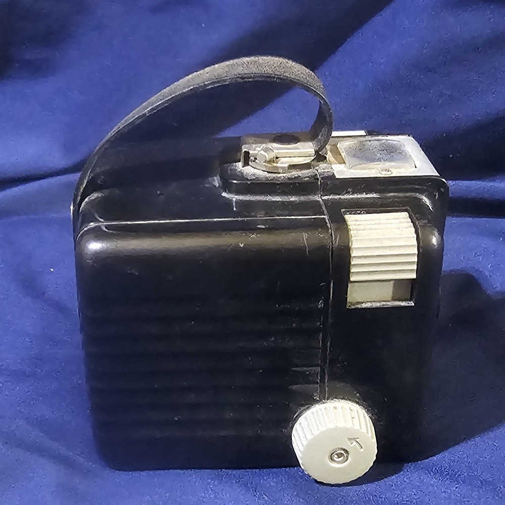 Brownie Hawkeye Camera Flash Model ~ Untested