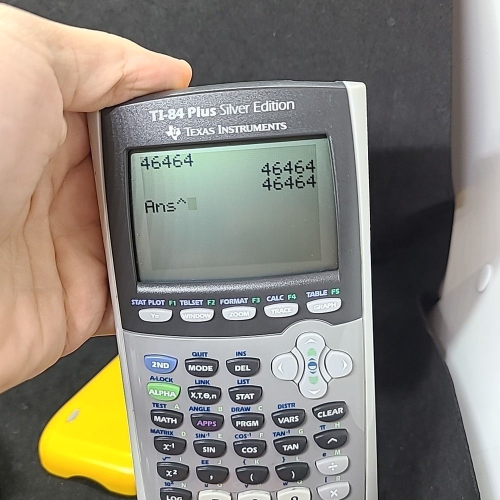 TI-84 Plus Silver Edition Graphing Calculator -With Covers -Tested & Working #97
