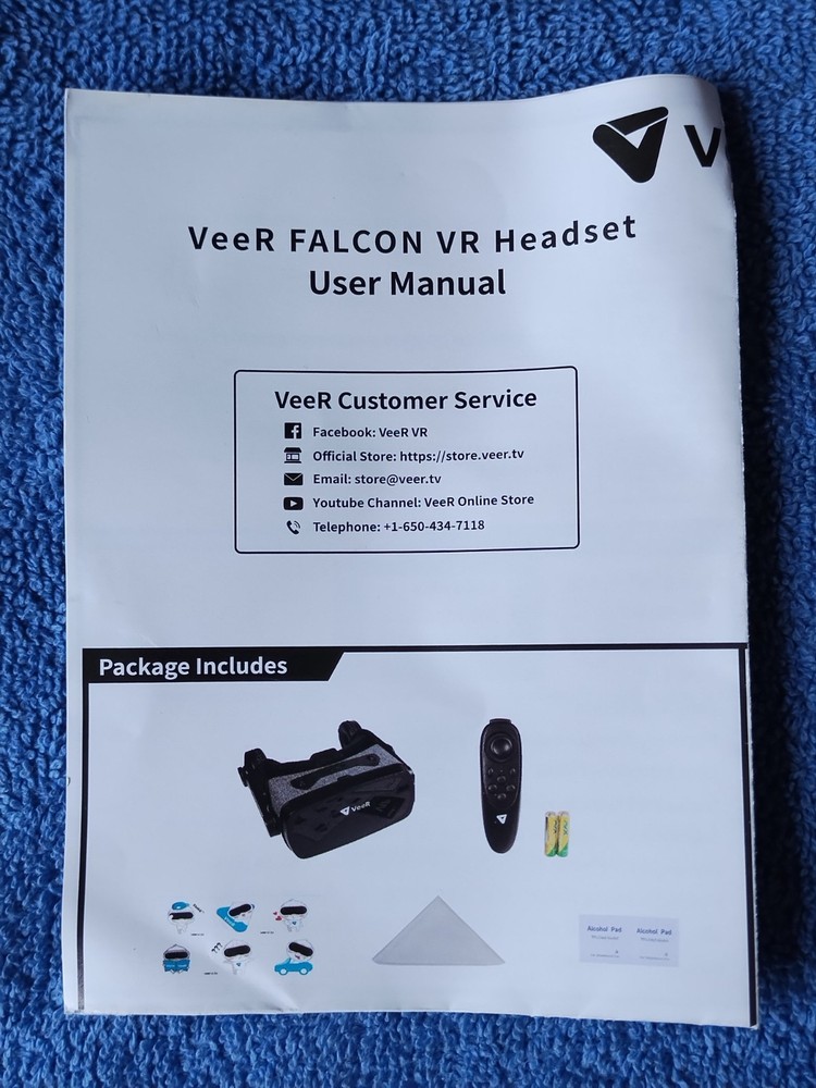 VeeR FALCON VR Headset and Universal Wireless VR Remote & Gamepad