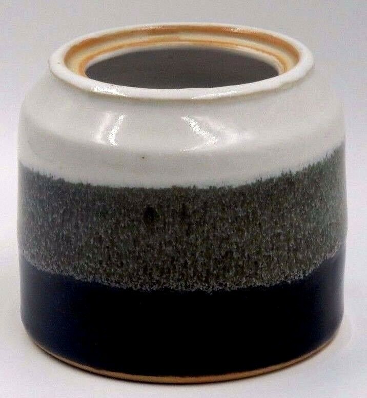 BEAUTIFUL TRI-COLOR CERAMIC 4" CONDIMENT CONTAINER SPECKLED INNER DESIGN